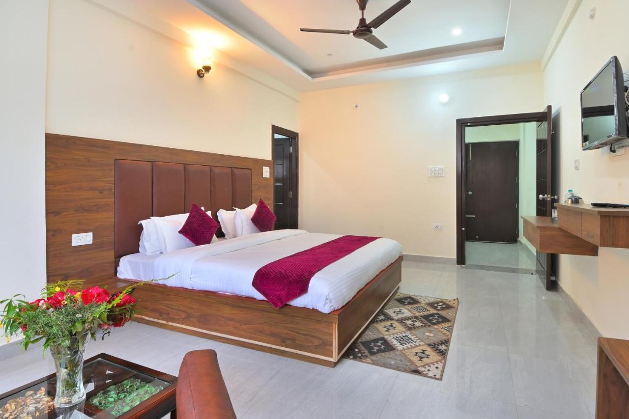La Riqueza Dhanolti View # Near To Eco Park & Surkanda Devi Temple # Mountain View Rooms With Balcony # Big Parking # Customer Favourite Hotel Dhanaulti Exterior photo