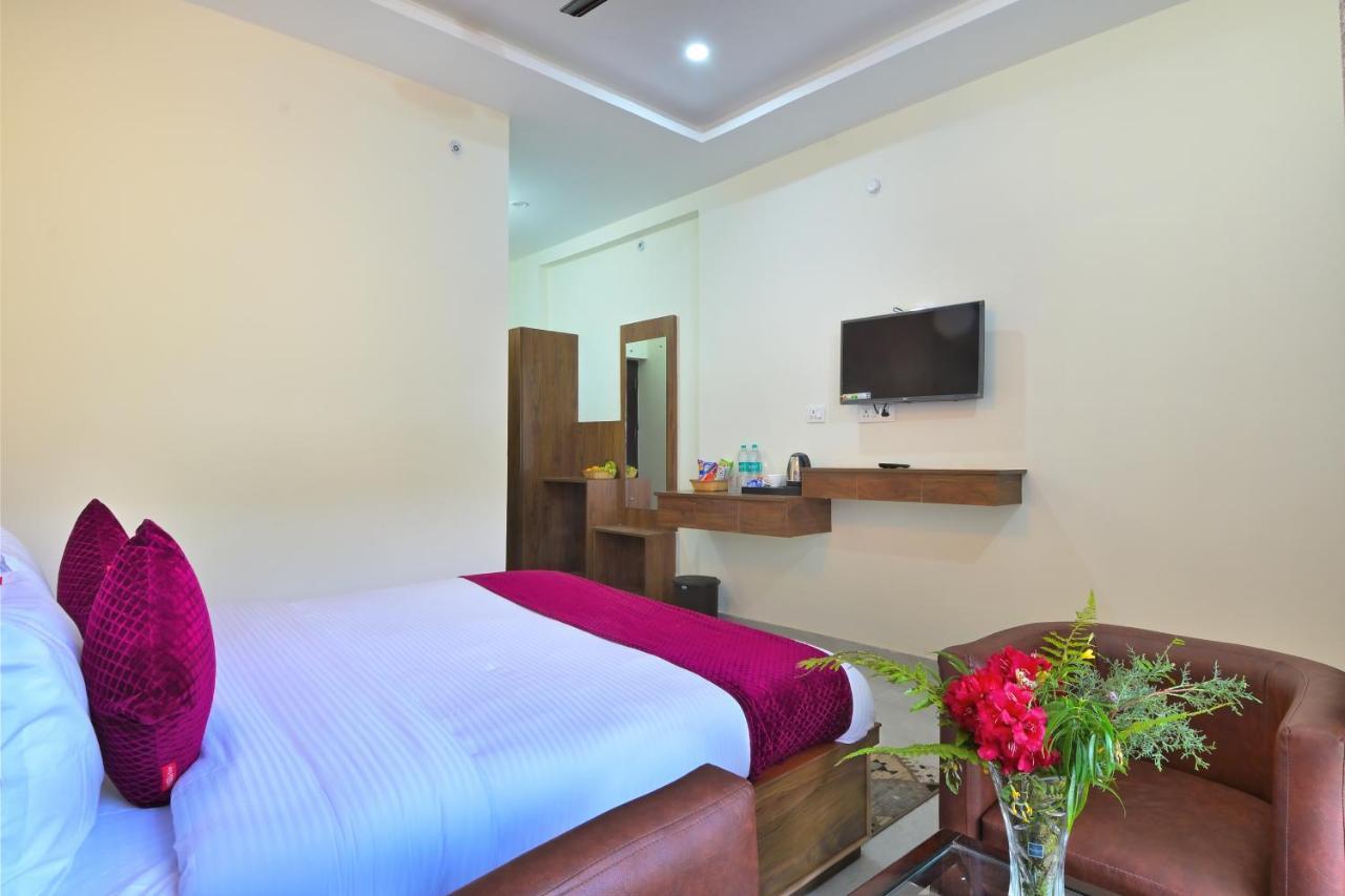 La Riqueza Dhanolti View # Near To Eco Park & Surkanda Devi Temple # Mountain View Rooms With Balcony # Big Parking # Customer Favourite Hotel Dhanaulti Exterior photo